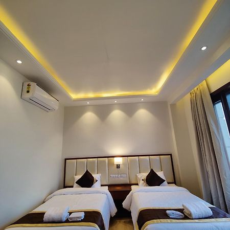 Mds Royal Resort Tulsipur Εξωτερικό φωτογραφία